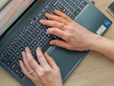 hands typing